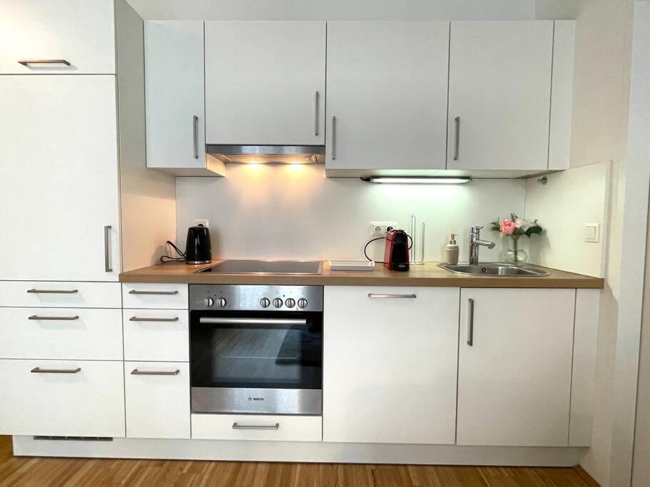 New I Stylish I Modern I Cozy Wiedeń